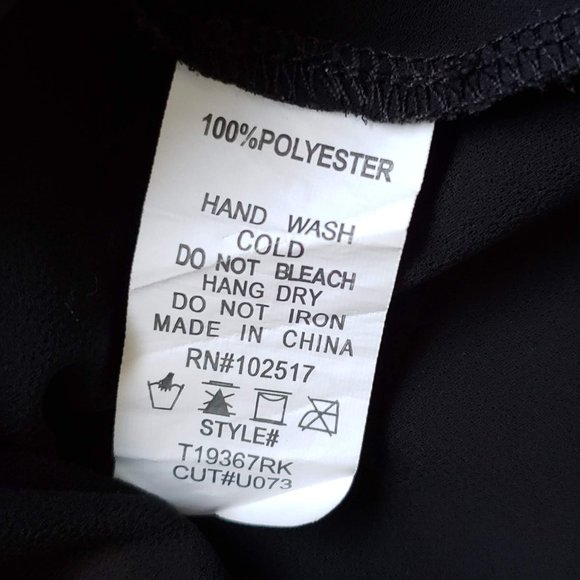 📌 Soprano Black Flowy Sleeveless Layered Crop Top - Picture 8 of 11